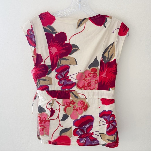 GAP Floral Wrap Top Size M Red Cream Cotton Cap Sleeve Blouse - Picture 2 of 13